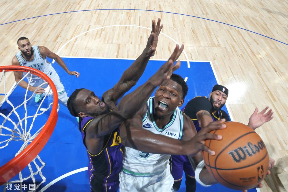 力求带领球 力求带领球