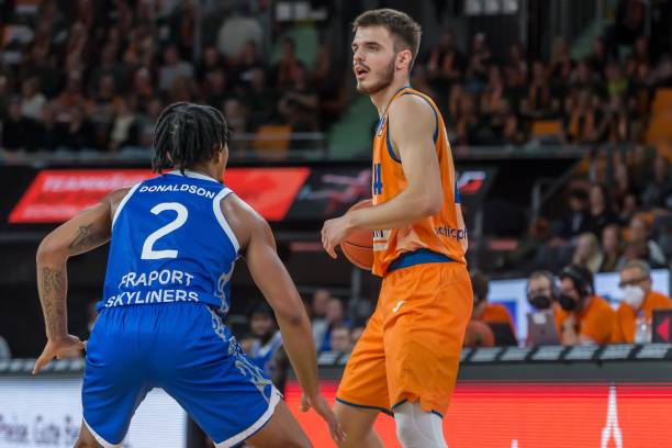 同样重要 同样重要